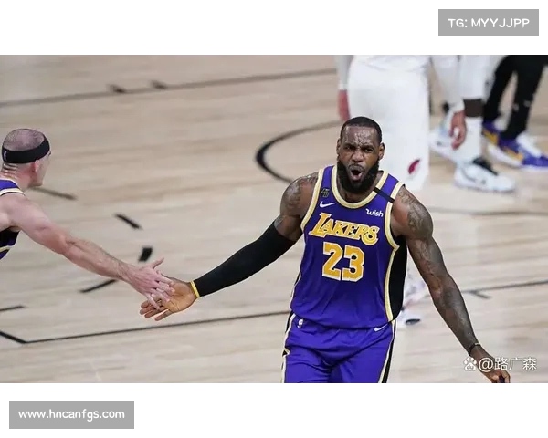 詹姆斯取消退役巡演引发热议 成为全美热搜榜焦点